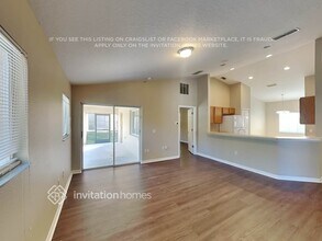 312 Hillcrest Dr in Davenport, FL - Building Photo - Building Photo