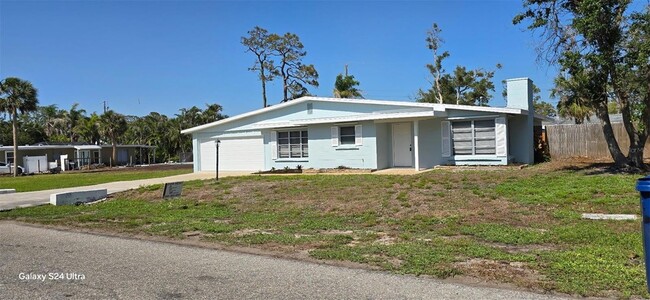 4937 Lemon Bay Dr in Venice, FL - Building Photo - Building Photo