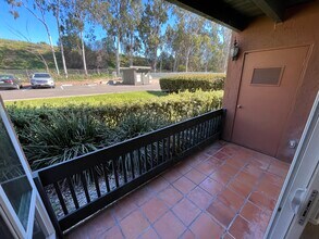 17131 W Bernardo Dr in San Diego, CA - Building Photo - Building Photo
