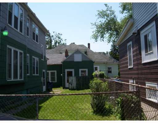 23 Sussex St in Buffalo, NY - Building Photo - Building Photo