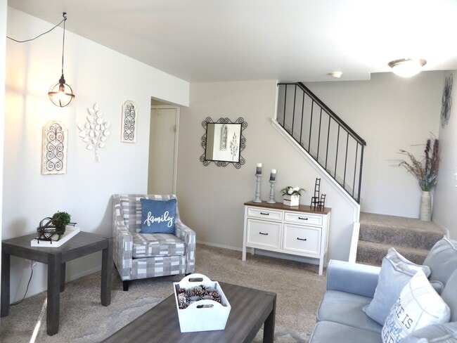 Century Square Townhomes in Taylor, MI - Building Photo - Building Photo