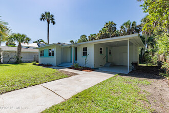 330 11th St in Atlantic Beach, FL - Building Photo - Building Photo