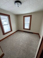 5134 E Apple Ave in Muskegon, MI - Building Photo - Building Photo