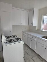 1443 E Maple St in Glendale, CA - Foto de edificio - Building Photo