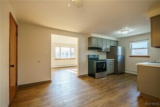 185 Mead St in North Tonawanda, NY - Building Photo - Building Photo
