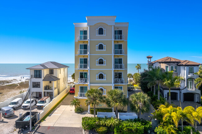 Sea Star in Indian Shores, FL - Building Photo - Building Photo