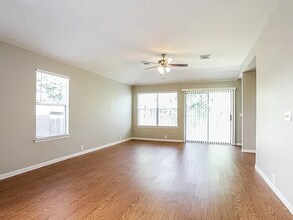 6534 Bridgegate Dr in Spring, TX - Building Photo - Building Photo
