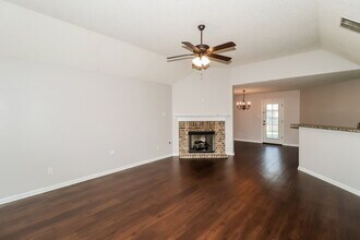 9455 Darren Cir S in Cordova, TN - Building Photo - Building Photo