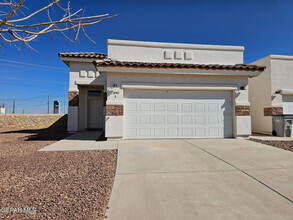 3440 Gary Brewster Pl in El Paso, TX - Building Photo - Building Photo