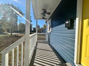 217 Skyland Ave in Charlotte, NC - Building Photo - Building Photo