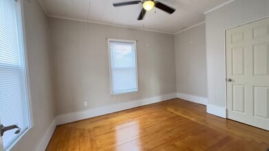 10 Atkins Ave, Unit 1 in Lynn, MA - Building Photo - Building Photo