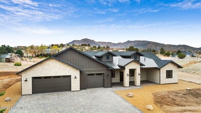 4613 W Stazenski Rd in Prescott, AZ - Building Photo - Building Photo
