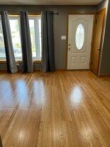 5820 S Rutherford Ave in Chicago, IL - Building Photo