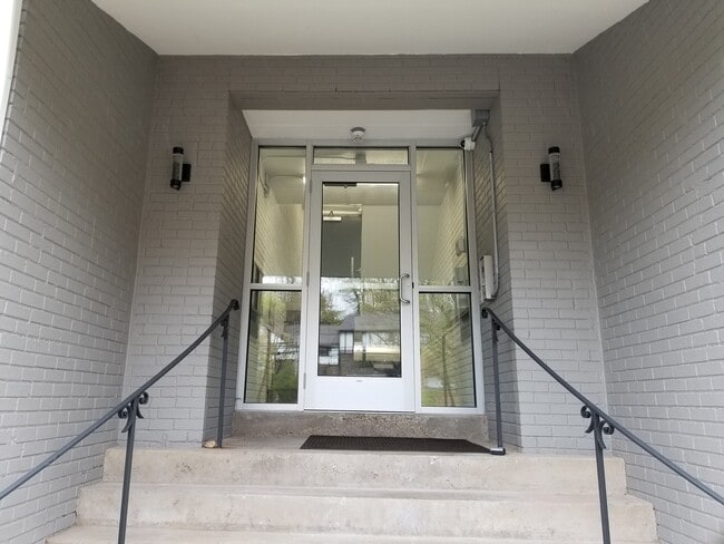 Durham Court in Allison Park, PA - Building Photo - Building Photo