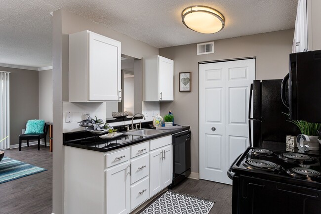 Colt's Crossing Apartments in Georgetown, KY - Foto de edificio - Building Photo