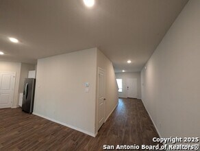 4846 Nueces Path in San Antonio, TX - Foto de edificio - Building Photo