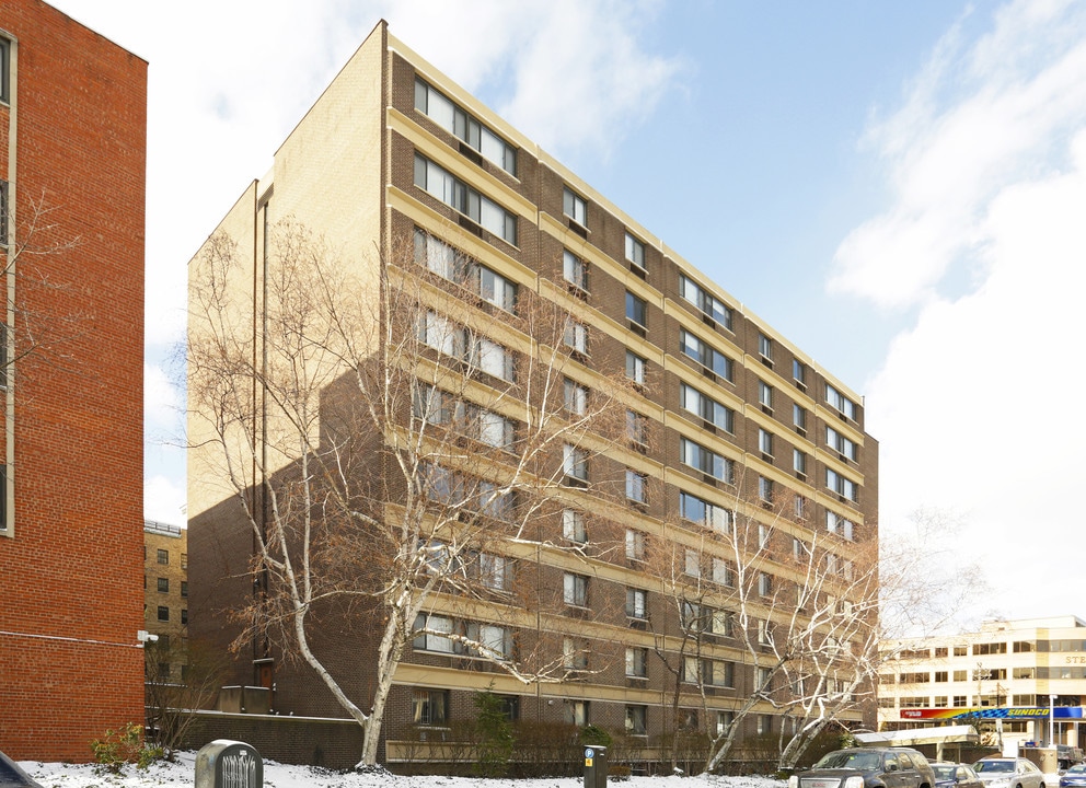 Schenley House in Pittsburgh, PA - Building Photo