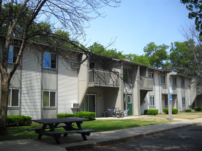 Houghton Lake Timber Apartments in Houghton Lake, MI - Building Photo