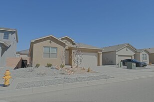 2546 Camino Plata Loop NE in Rio Rancho, NM - Building Photo