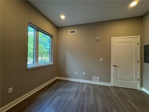 625 S Goodman St in Rochester, NY - Building Photo - Building Photo