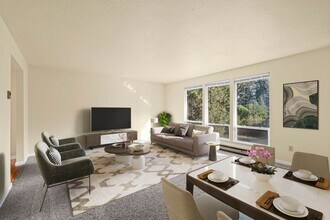 5909 E 11th Ave in Spokane Valley, WA - Building Photo - Building Photo