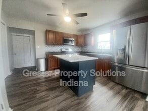 311 Maple St in Crown Point, IN - Building Photo - Building Photo