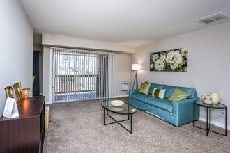 The Village on Riverwalk in College Park, GA - Foto de edificio - Interior Photo