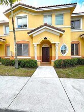 2436 SE 14th Ave in Homestead, FL - Building Photo - Building Photo