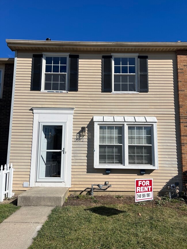 property at 2002 Lynn Gay Cir