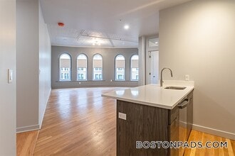 145 Munroe St in Lynn, MA - Foto de edificio - Building Photo