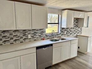613 SW 1st St in Lockney, TX - Building Photo - Building Photo