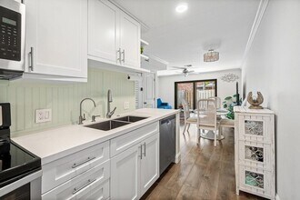 421 N Cypress Dr in Jupiter, FL - Building Photo - Building Photo