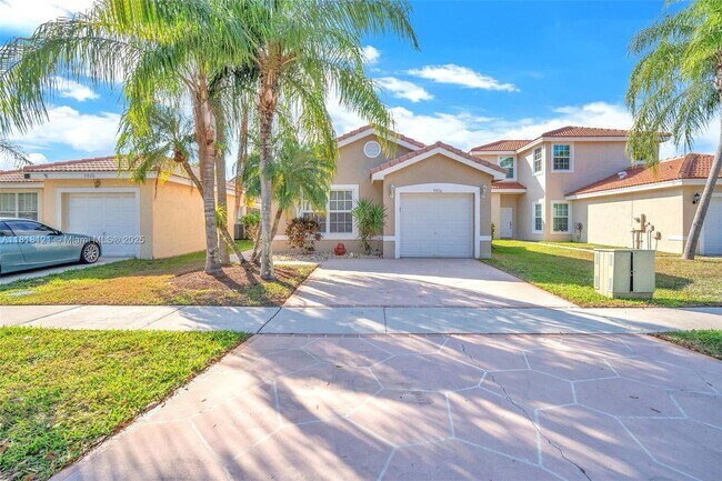 3016 SW 179th Ave in Miramar, FL - Building Photo - Building Photo