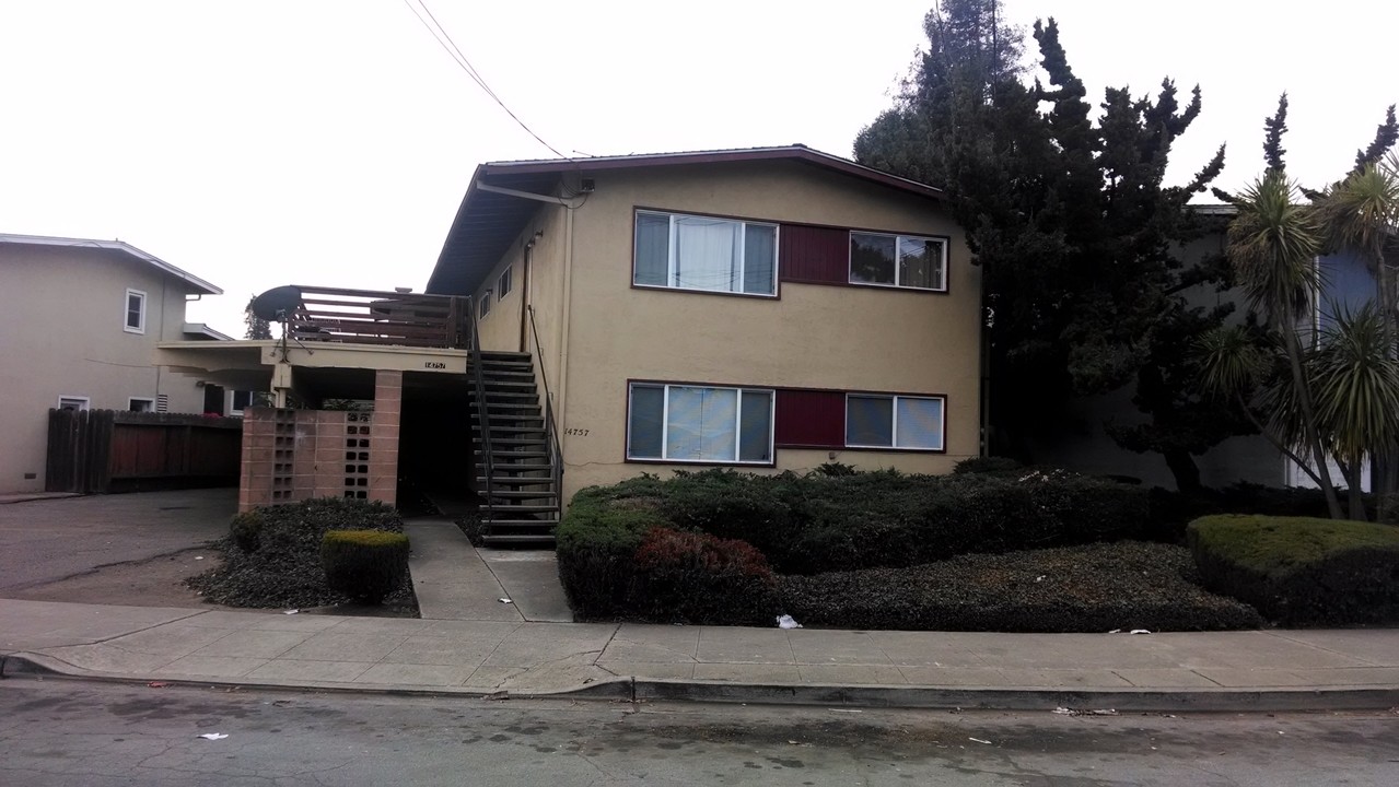 14757 Martell Ave in San Leandro, CA - Building Photo