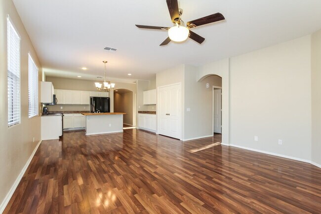16994 W Manchester Dr in Surprise, AZ - Building Photo - Building Photo