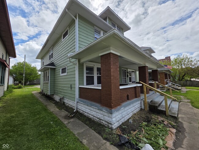 557 N Dearborn St in Indianapolis, IN - Building Photo - Building Photo
