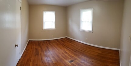 1008 Suffolk Blvd in Raleigh, NC - Building Photo - Building Photo