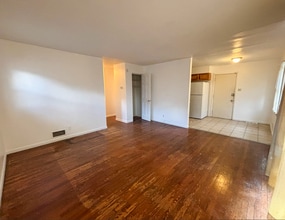 6636 Kenwood Dr in St. Louis, MO - Building Photo - Building Photo