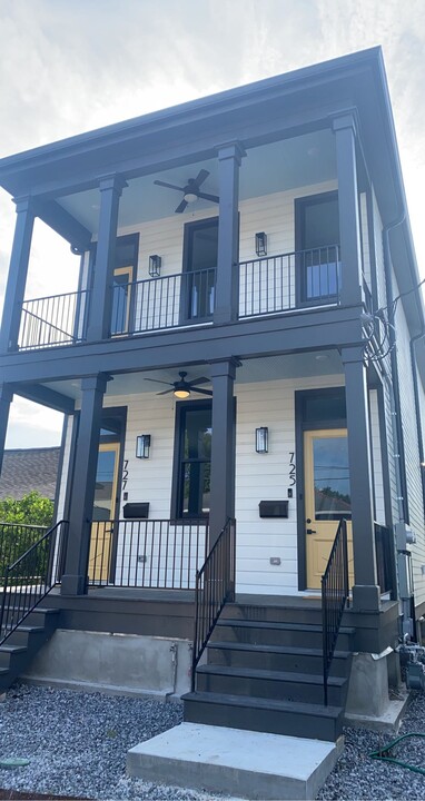 725 Desire St in New Orleans, LA - Building Photo