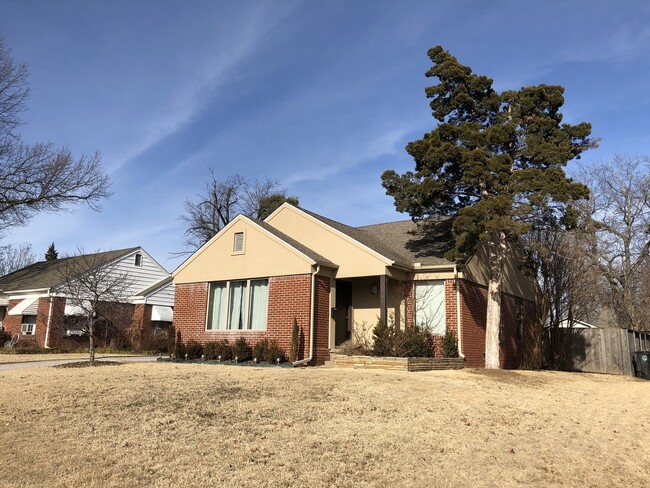 2257 S Florence Ave in Tulsa, OK - Building Photo - Building Photo