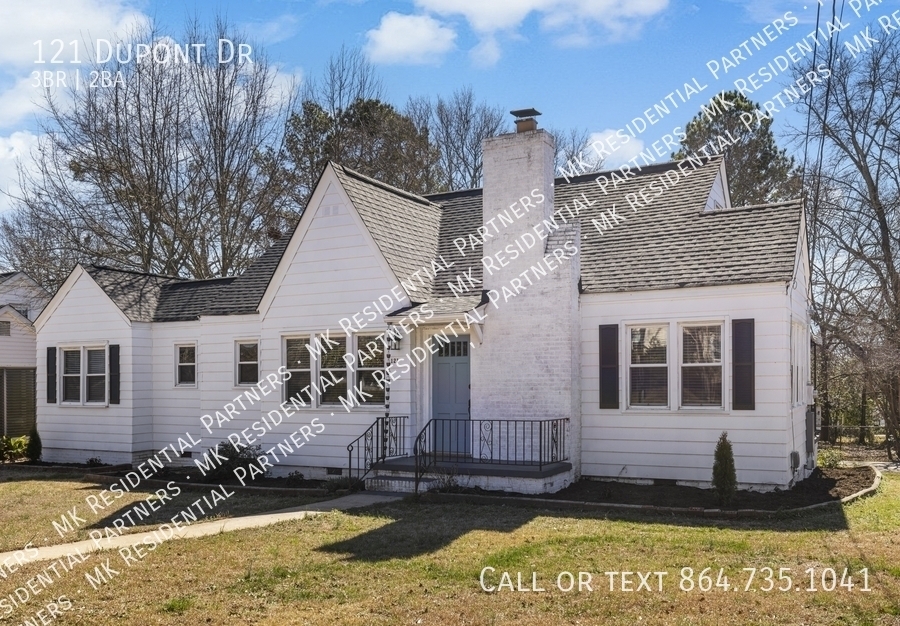 121 Dupont Dr in Greenville, SC - Building Photo