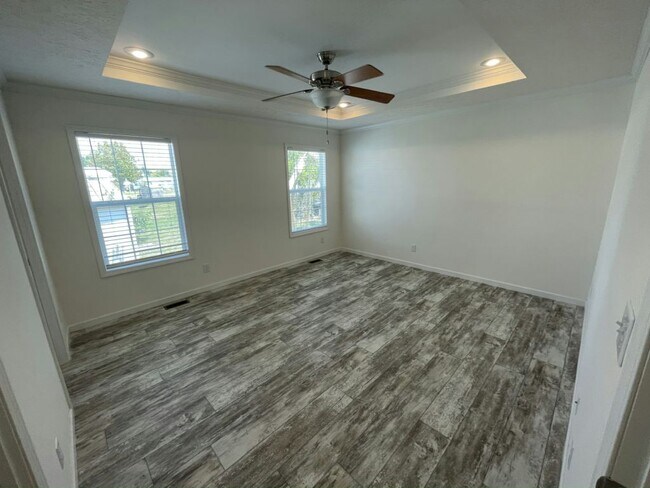 150 Elephant Way in North Fort Myers, FL - Building Photo - Building Photo