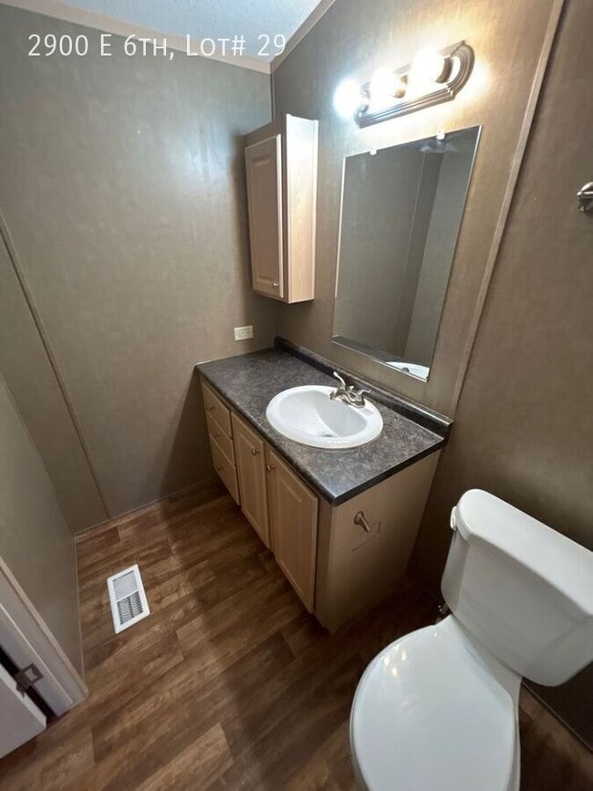 property at 2900 E 6th Ave