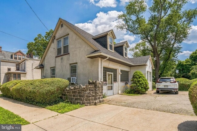 property at 467a Seville St