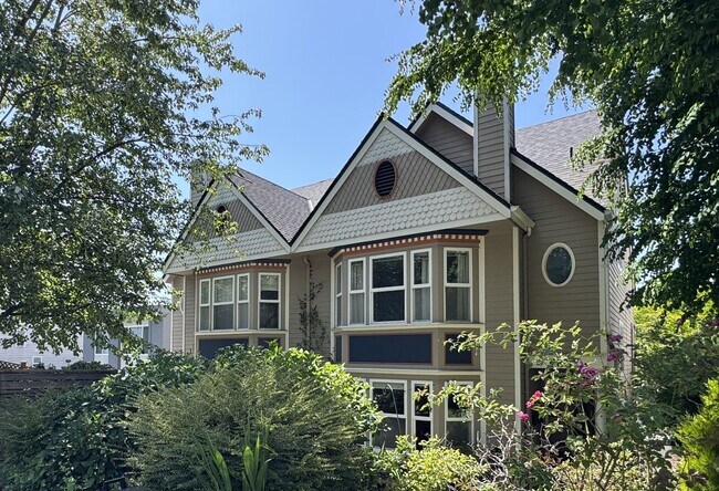 property at 2837 Prosch Ave W