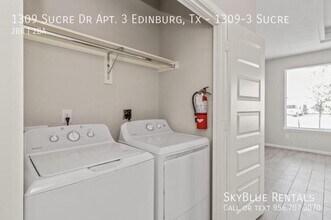 1309 W Sucre Dr in Edinburg, TX - Building Photo - Building Photo