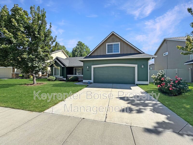 4287 E Arch Dr in Meridian, ID - Building Photo