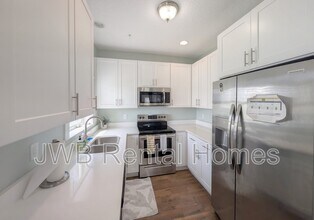 361 Ahern St in Atlantic Beach, FL - Building Photo - Building Photo