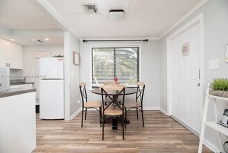 551 SW 13th Ave in Fort Lauderdale, FL - Building Photo - Building Photo