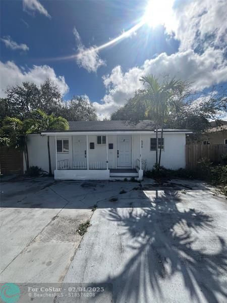 536 NW 95th St in Miami, FL - Building Photo - Building Photo